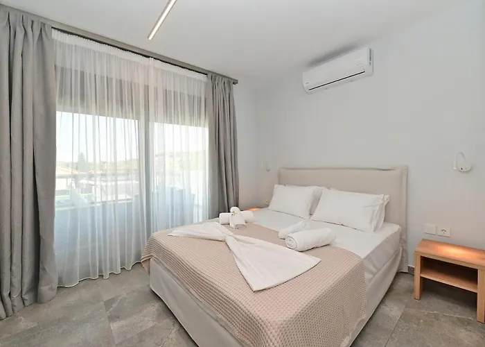 Pente * Agios Nikolaos (Chalkidiki)